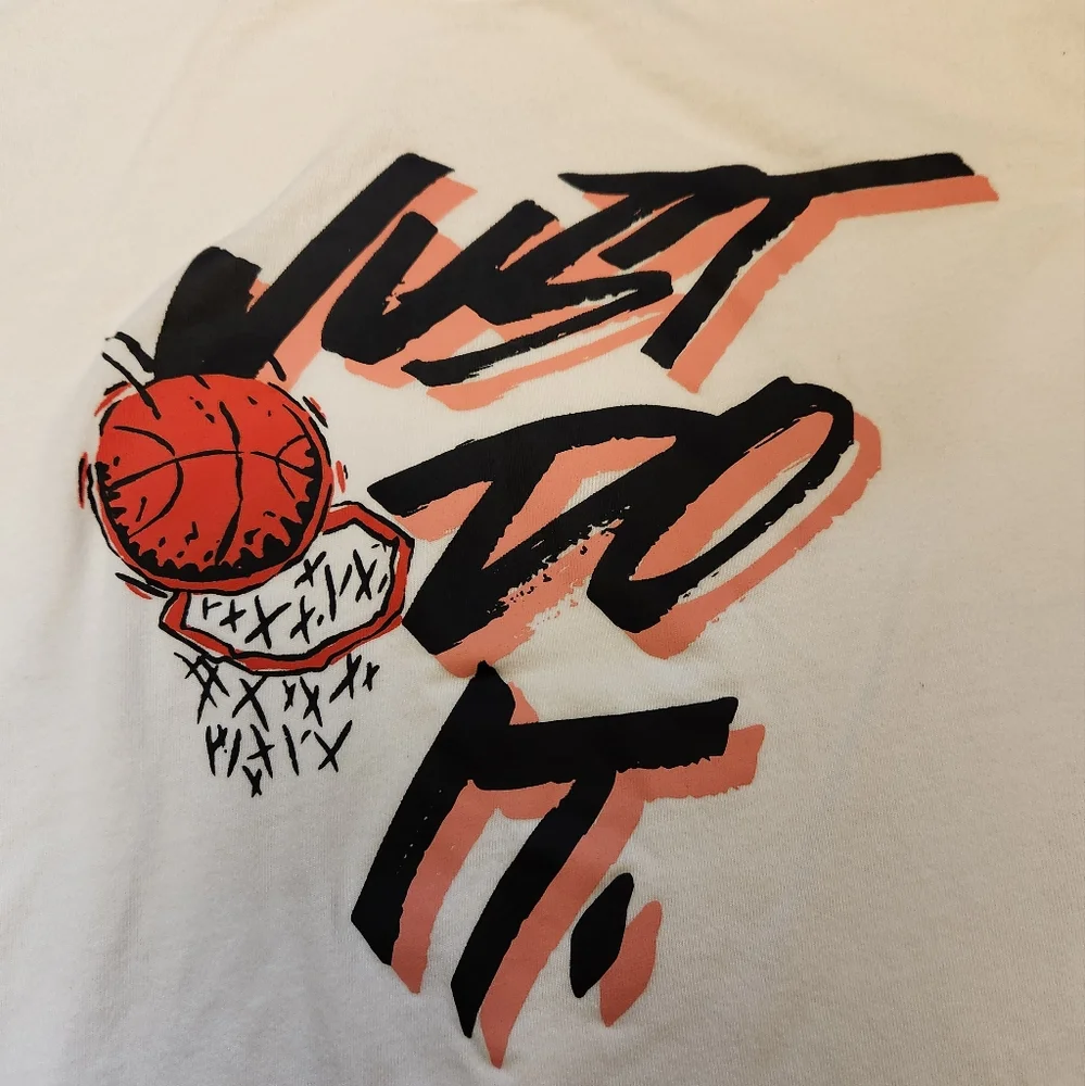Nike Basketball Shirt - Picture 3 of 5